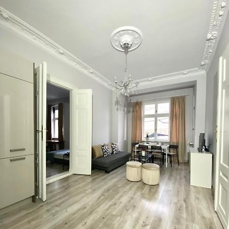 Crystal Sw. Marcin Poznan Apartment Exterior photo